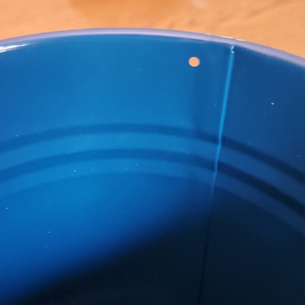 Spring blue aluminum flower bucket